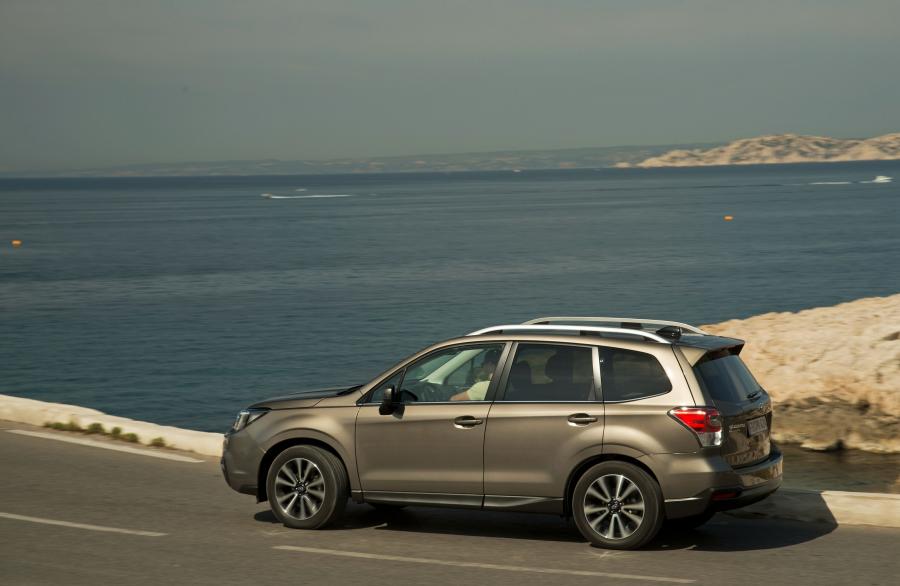  Subaru Forester 2.0i 2015 года  (WW) (фото 25 из 40)